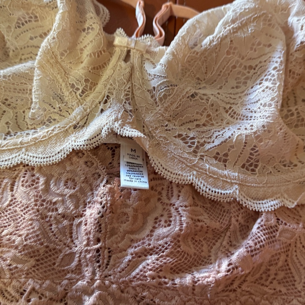 Felina  Peridot Lace Bra size 36DDD - Picture 4 of 5